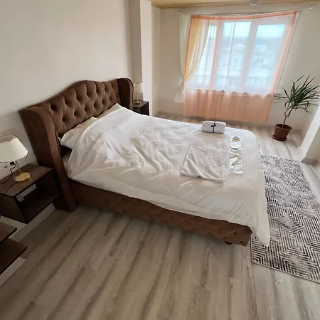 Hostel Forest Kral *